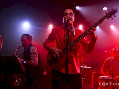 Cortesia à La Gare de Coustellet aux côtés de Mouss et Hakim